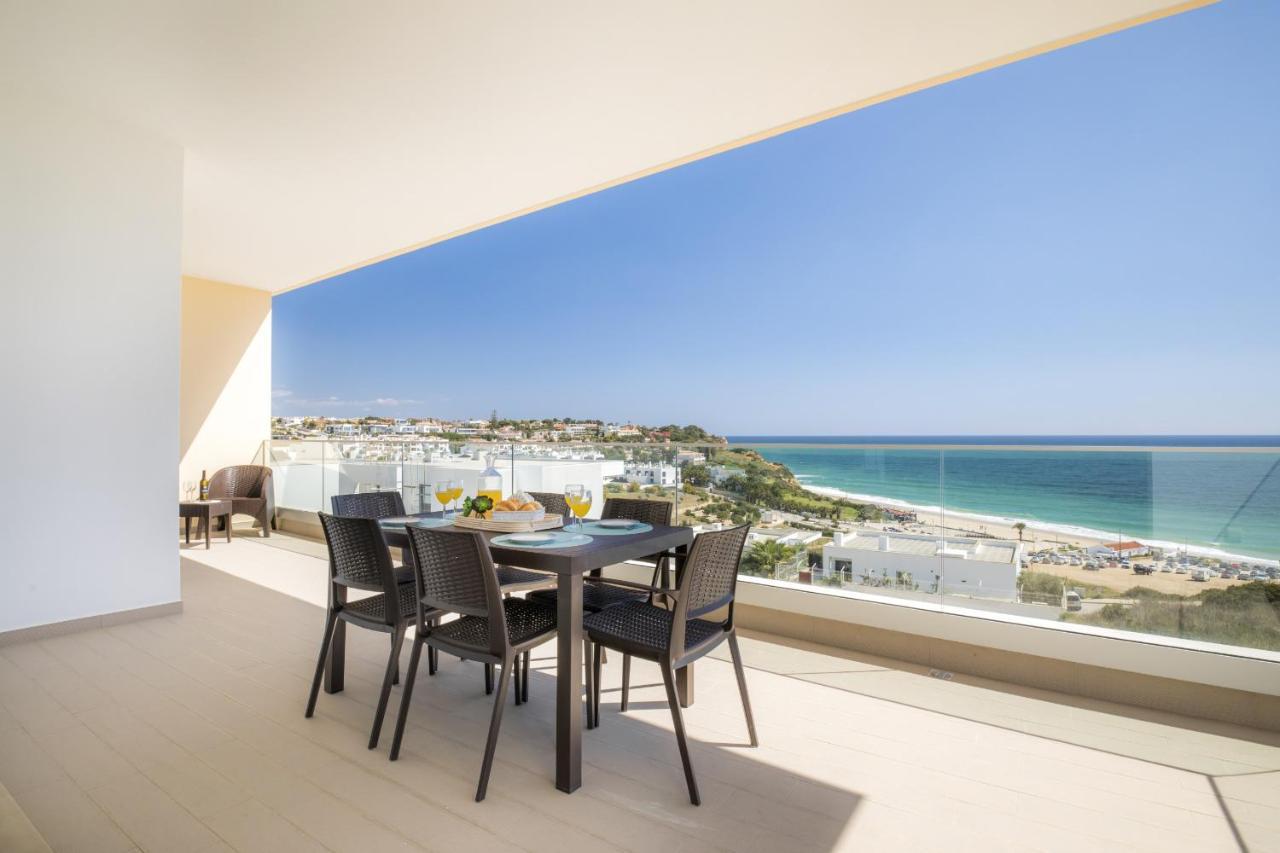 Apartamento 5 Beach View In Porto De Mos 150 Metres From The Beach! *